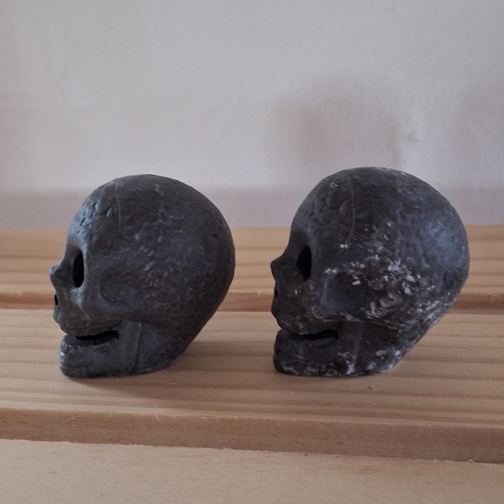 🍊Dark Gray Skull Duo - Picture 2 of 7